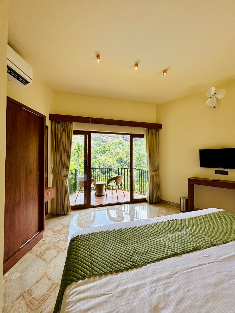 Studio villa banner